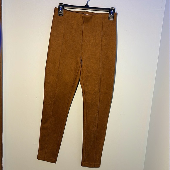 FAUX SUEDE LEGGINGS - Picture 1 of 5